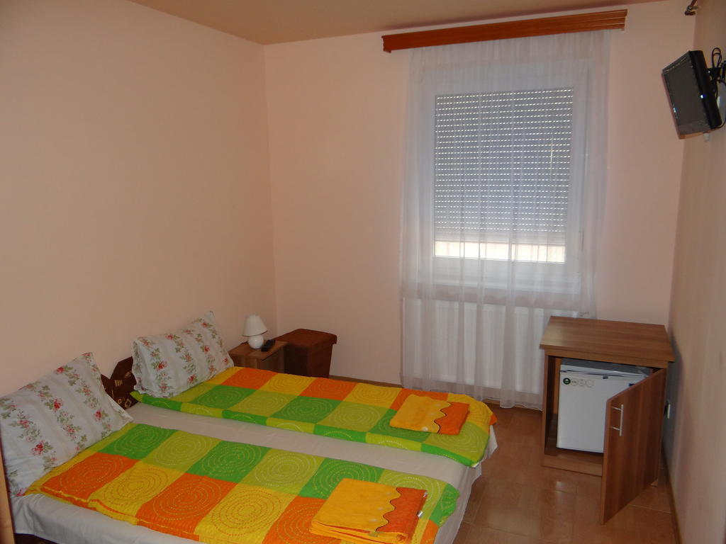 Marinica Apartman Hajduszoboszlo Exterior foto