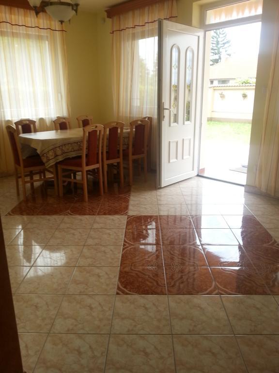 Marinica Apartman Hajduszoboszlo Exterior foto